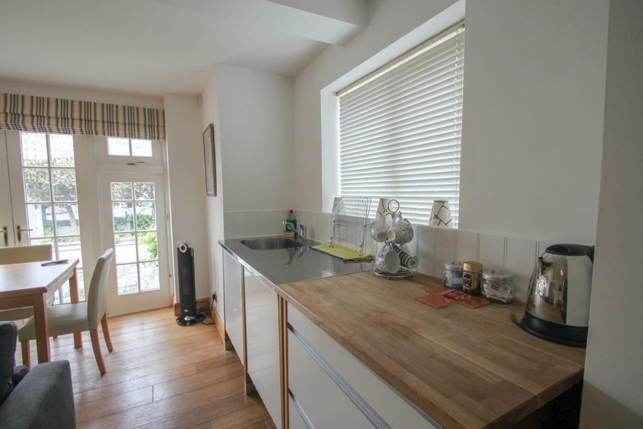 Just B -Town Centre, 2 X Double Bedroom Apartment With Smart Tv, Full Kitchen & Great 1400 Power Shower! St Elmo Cottage Дартмаут Экстерьер фото